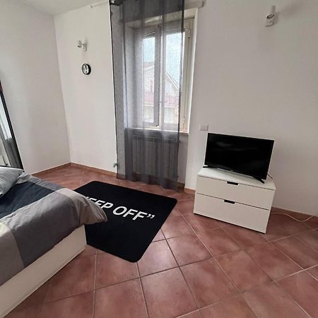 A Casa Di Leo Apartment Santa Maria delle Mole Luaran gambar