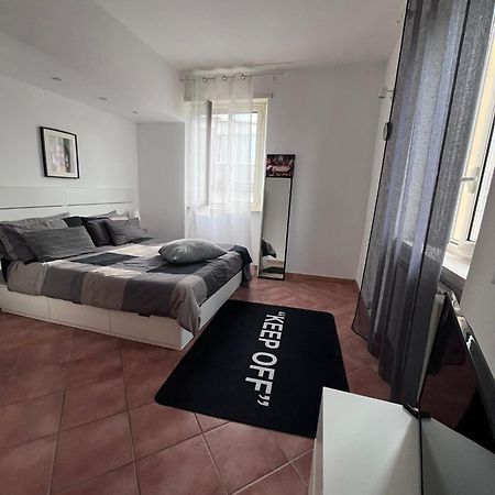 A Casa Di Leo Apartment Santa Maria delle Mole Luaran gambar